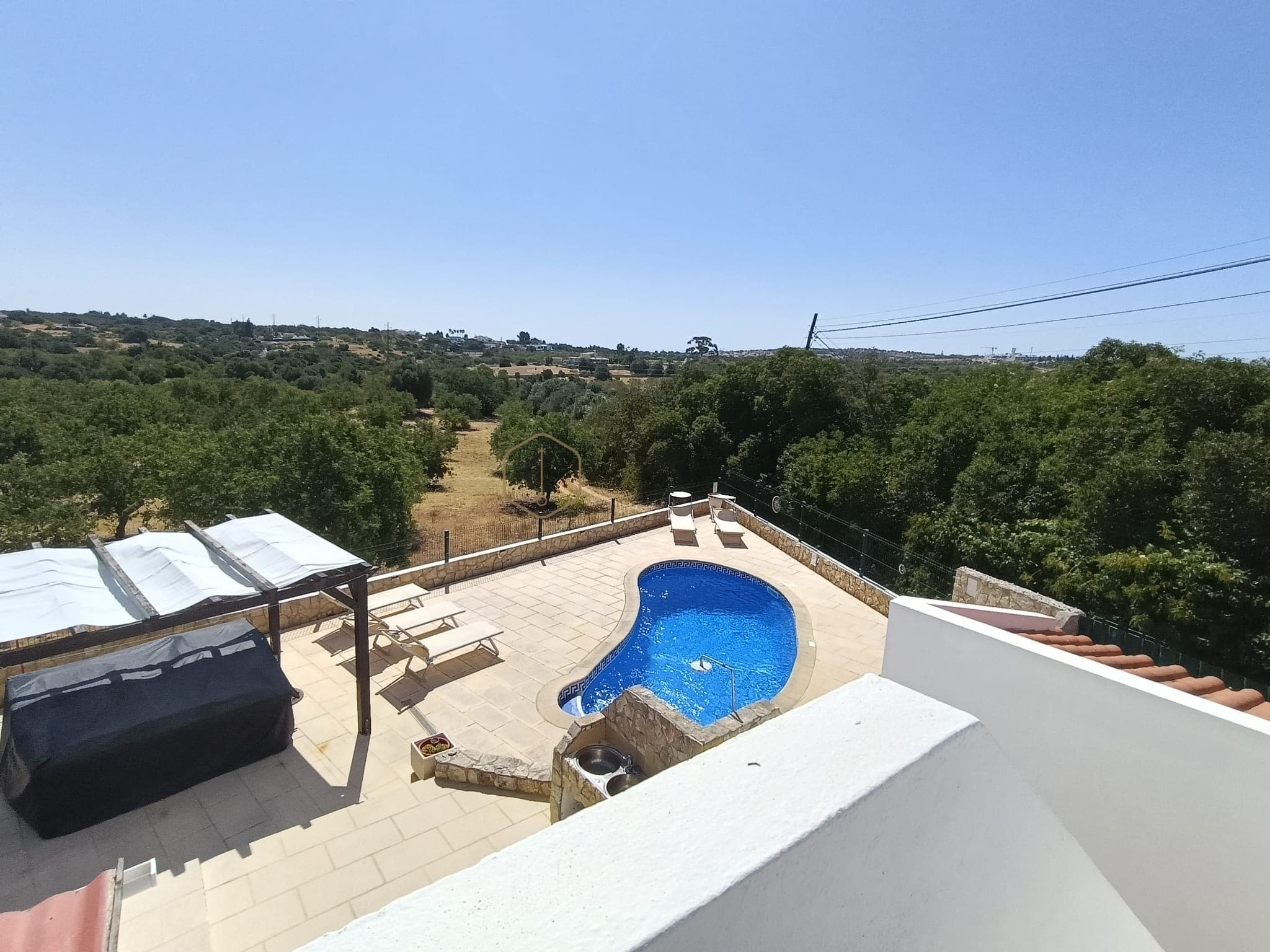Guia, Albufeira - Villa T4 individuelle avec piscine, toit-terrasse et maison d'invités
